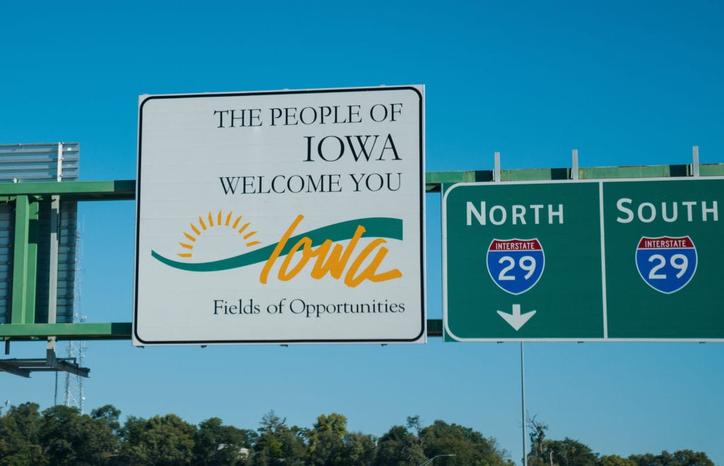 SuperBook launches online sports betting in Iowa