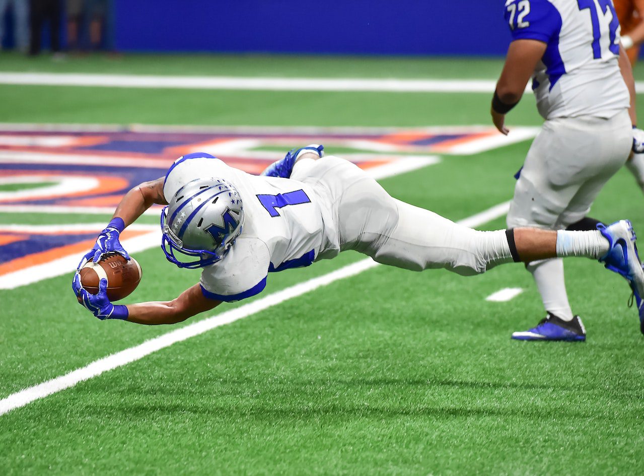 Genius and the NFL score streaming deal with three Canadian sportsbooks