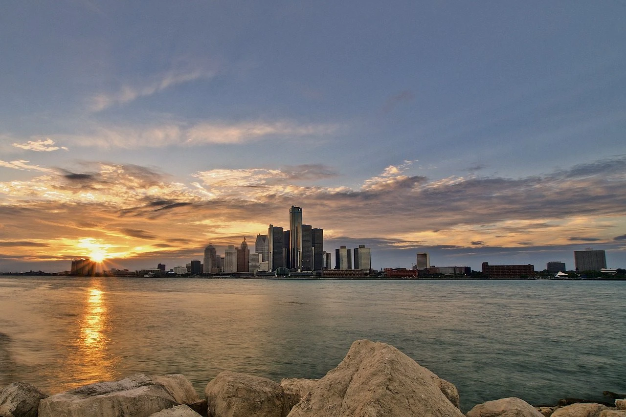 Strikes hit Detroit casino revenue again in November